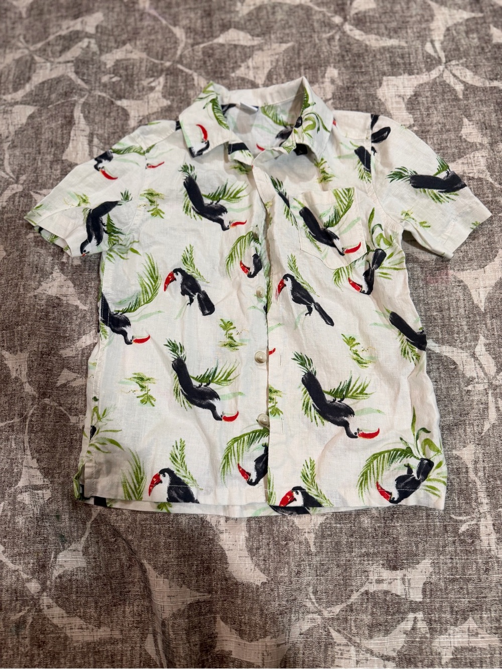 Old Navy White Short-Sleeve Toucan Button-Down Shirt